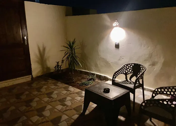 Practical Zone, Ac, Wifi, Bike *