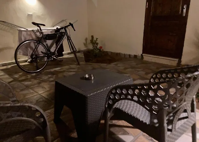 Practical Zone, Ac, Wifi, Bike בית נופש דהב